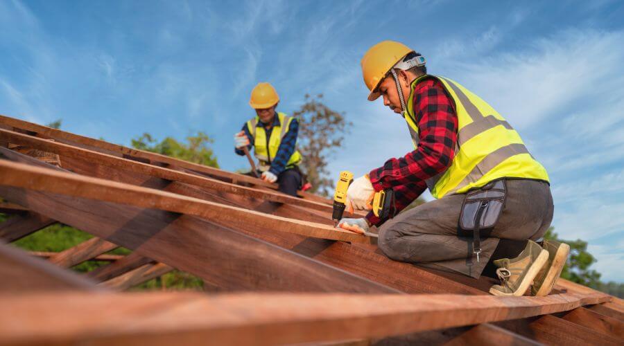 Expert Emergency Roof Repairs services in Plainwell, MI
